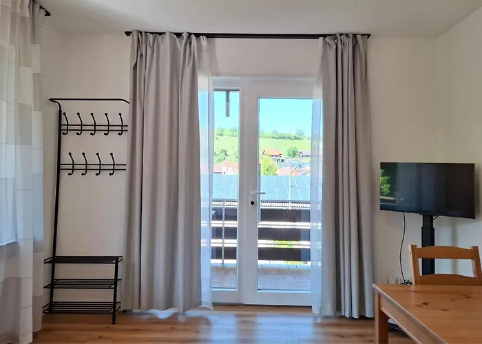 Villa Auszeit im Haus Auszeit im Weindorf 1 BR up to 3 people