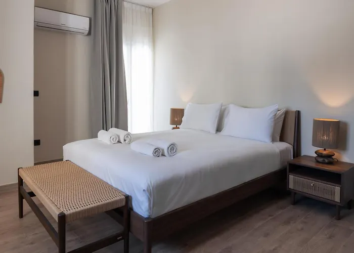 Casa Frati Suites & Villas