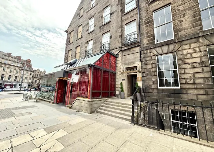 Prime Central Edinburgh 1 Bed