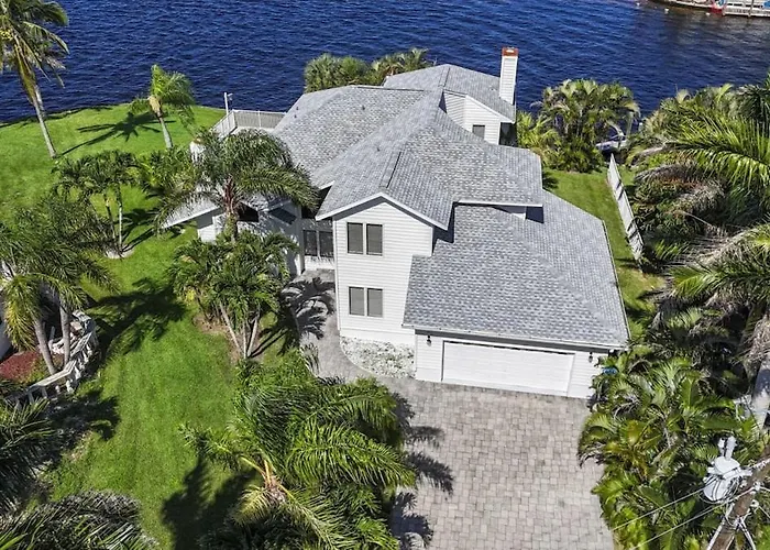 Luxury Pool Villa Located On The River In A Fantastic Location