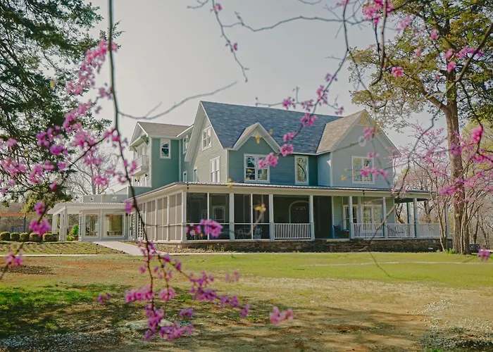 The Stonebreaker Hotel