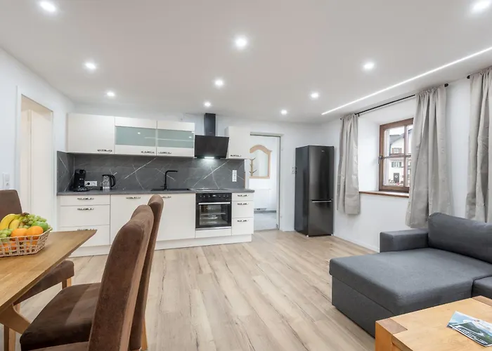 Easy City Apartments