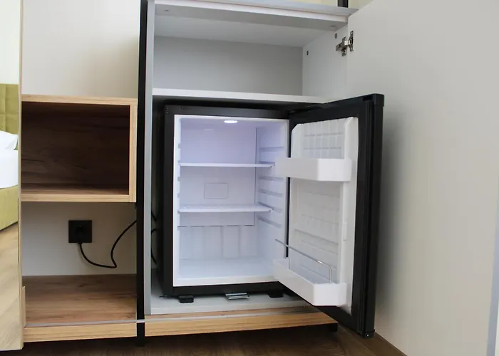 City Inn 24H Self Check-In By H&H Hotels