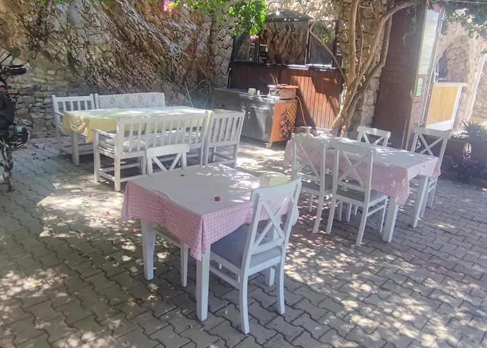 Kybele Adrasan Otel