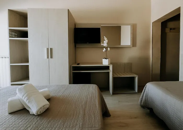 Hotel Holiday