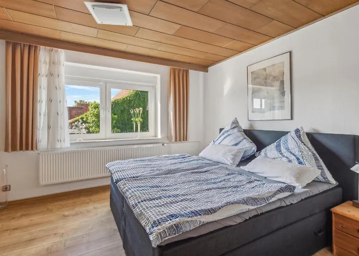 Wunderschöne Wohnung In Vöhl - Basdorf Mit Wlan