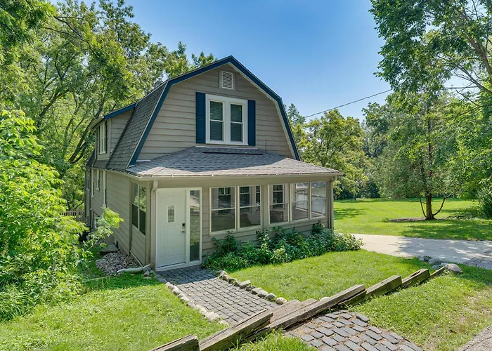 Lake Geneva Area Oasis W/ Fire Pit & Dog Run