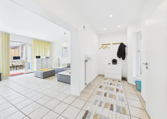 Smart Studio I Die Hotel Alternative - mehr Freiraum auf 50qm plus Gartenterrasse