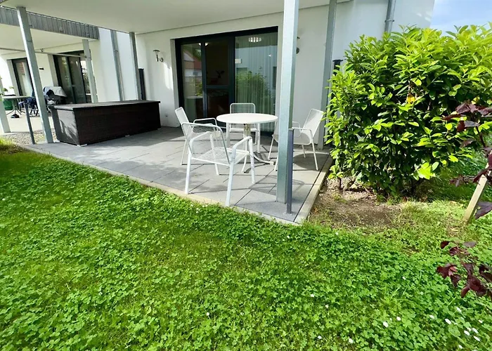 Familienfreundliche Ferienwohnung mit Garten in Moos Weiler am Bodensee