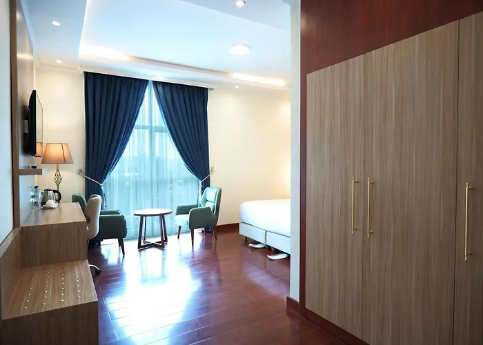 Crescent International Hotel