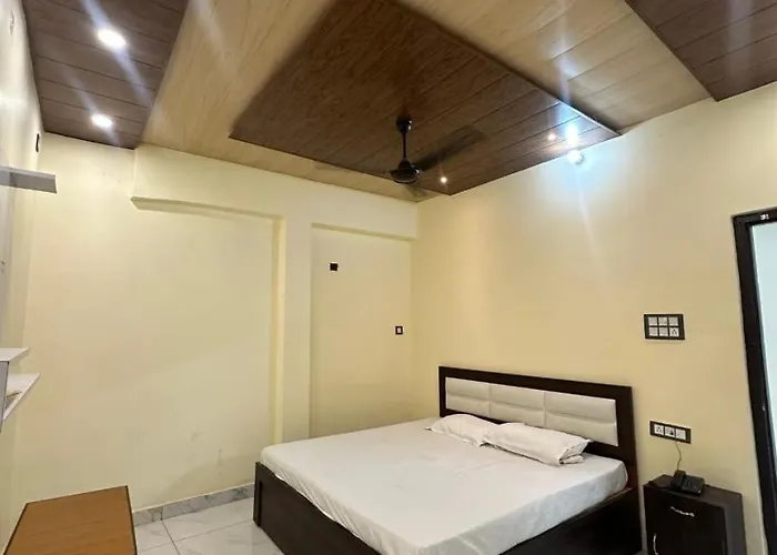 Shree Radhe Palace