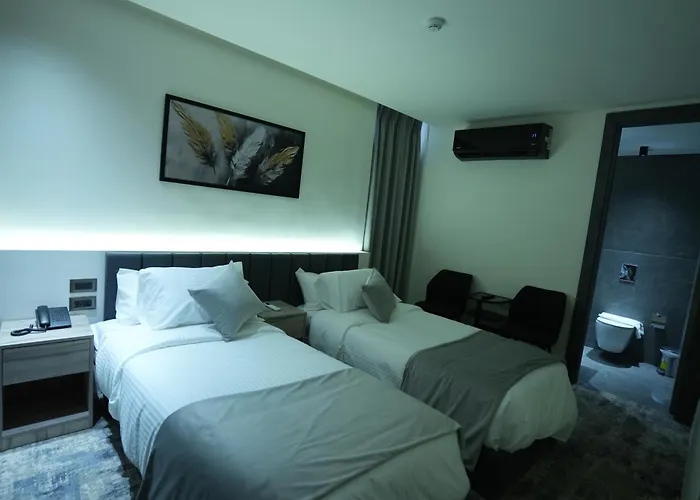 Roya Downtown Boutique Hotel