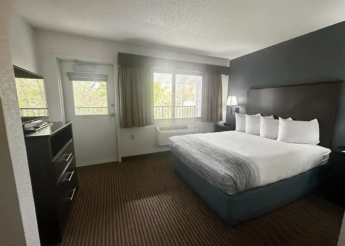 Americinn By Wyndham Menominee