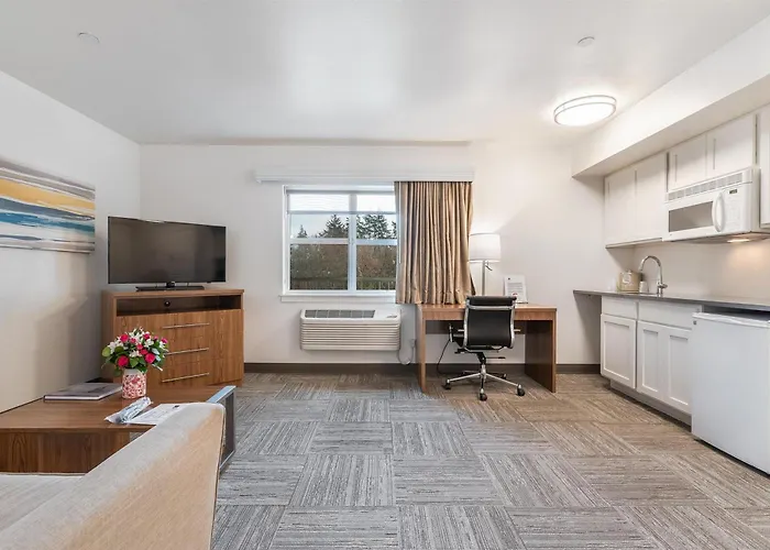 Marshall Suites Bainbridge Island, Surestay Collection By BW