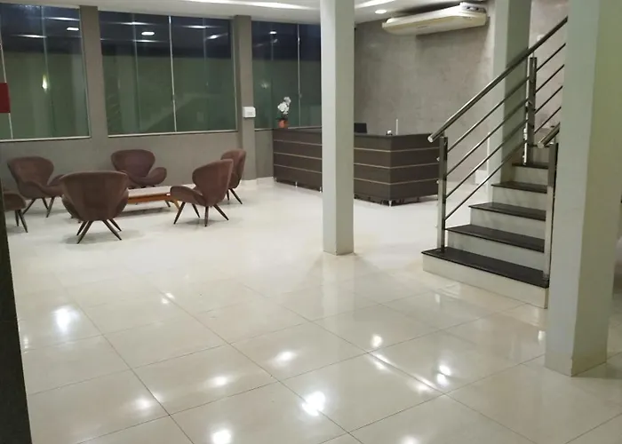 Tradicional Plaza Hotel