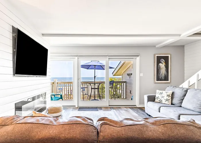 Seagrove Villa 11C - Oceanfront View! Center Of Resort!