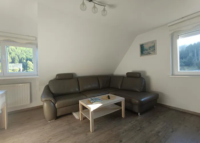 Ferienwohnung Michelle mit Balkon für 1 - 6 Personen
