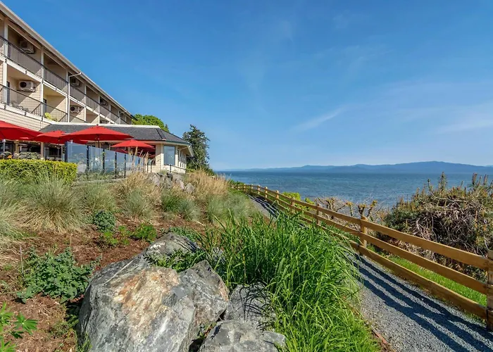 Bayside Oceanfront Resort