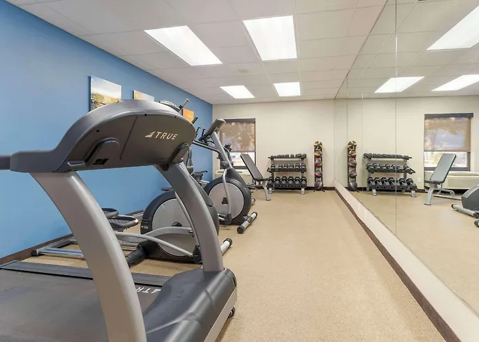 Comfort Inn & Suites Johnstown - Richland Town Center