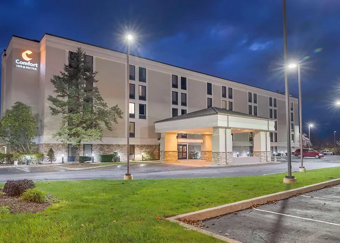 Comfort Inn & Suites Johnstown - Richland Town Center