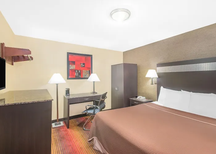 Spark By Hilton Clifton