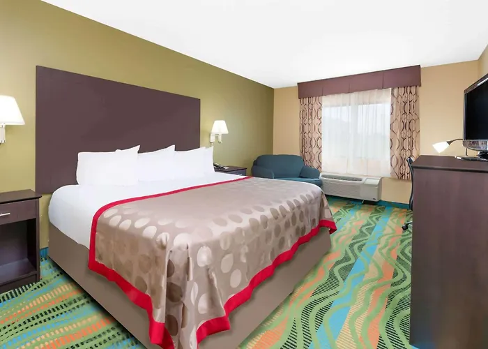 Ramada By Wyndham Vandalia