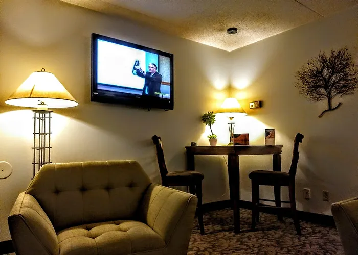 Hampton Inn & Suites Houghton