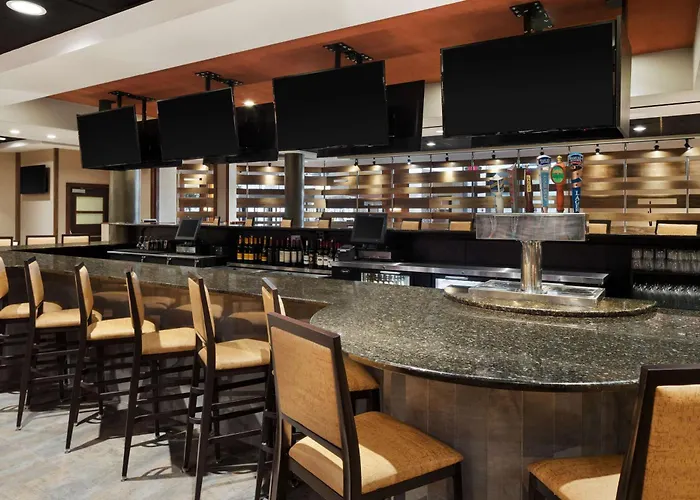Doubletree By Hilton Hotel & Executive Meeting Center Somerset