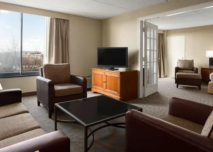Doubletree By Hilton Hotel & Executive Meeting Center Somerset