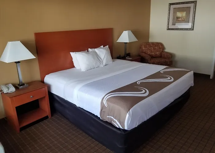Wilkes-Barre Inn & Suites