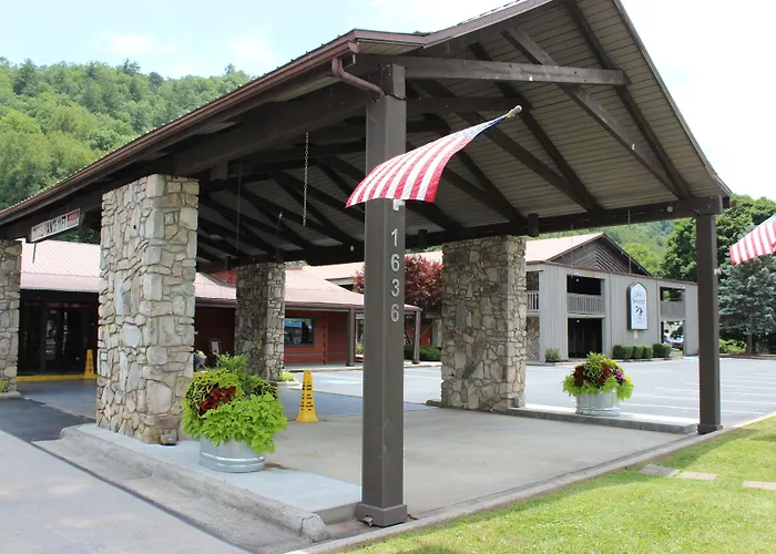 Great Smokies Inn - Cherokee
