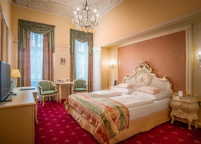 Schlosshotel Roemischer Kaiser