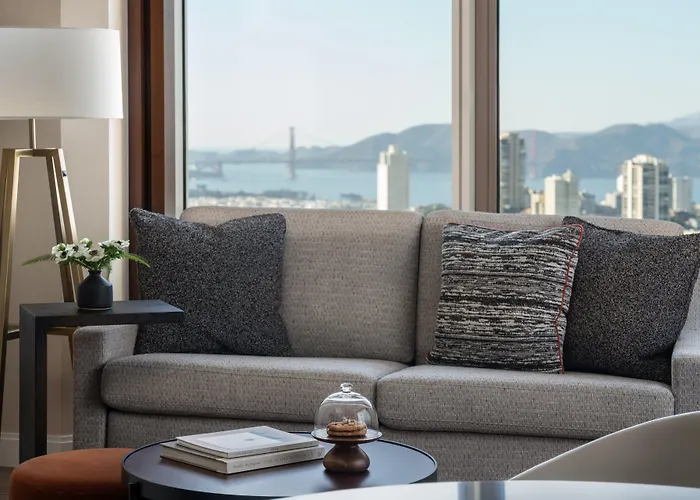 Four Seasons Hotel San Francisco At Embarcadero