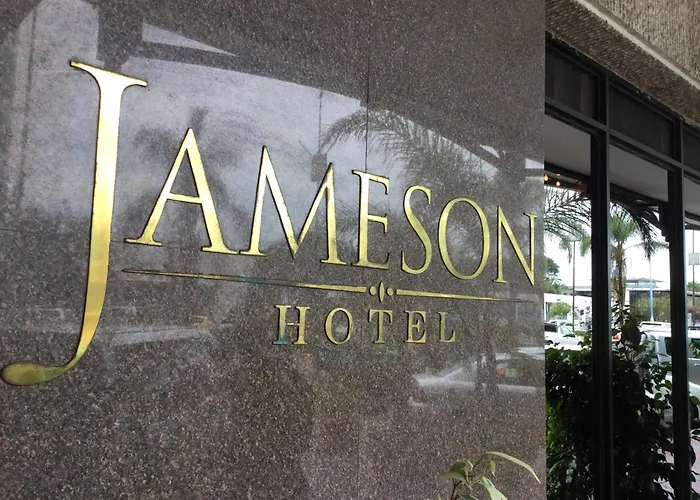 Cresta Jameson Hotel