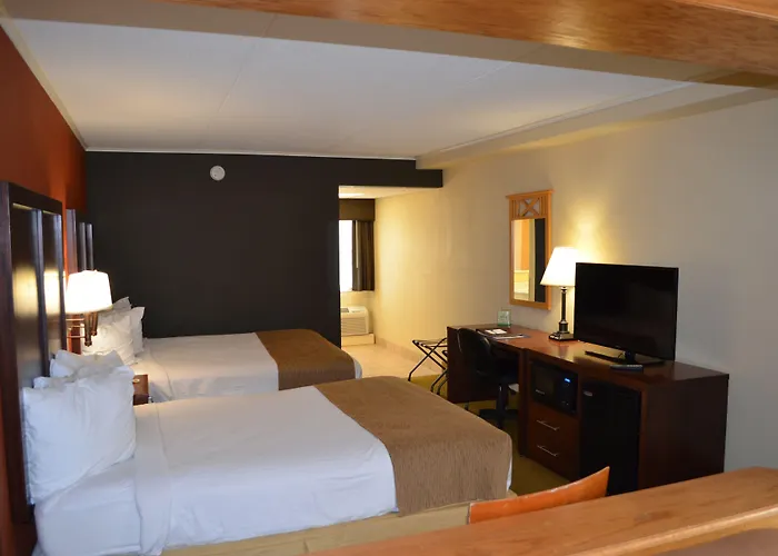 Crossroads Hotel & Event Center