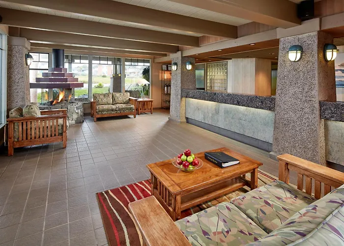 Cavalier Oceanfront Resort