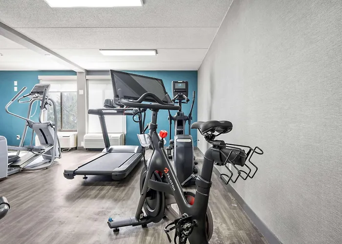 Hampton Inn Cleveland-Westlake