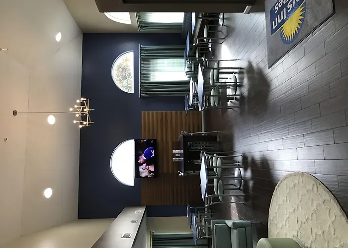 Days Inn & Suites By Wyndham Cherry Hill - Philadelphia