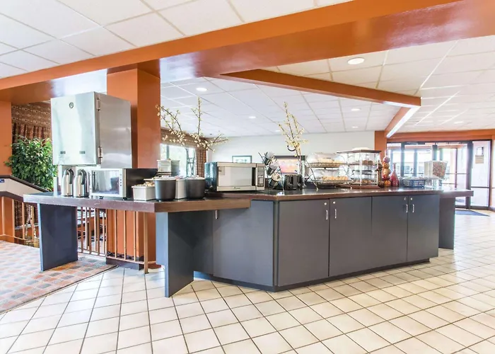 Baymont By Wyndham Cincinnati Sharonville