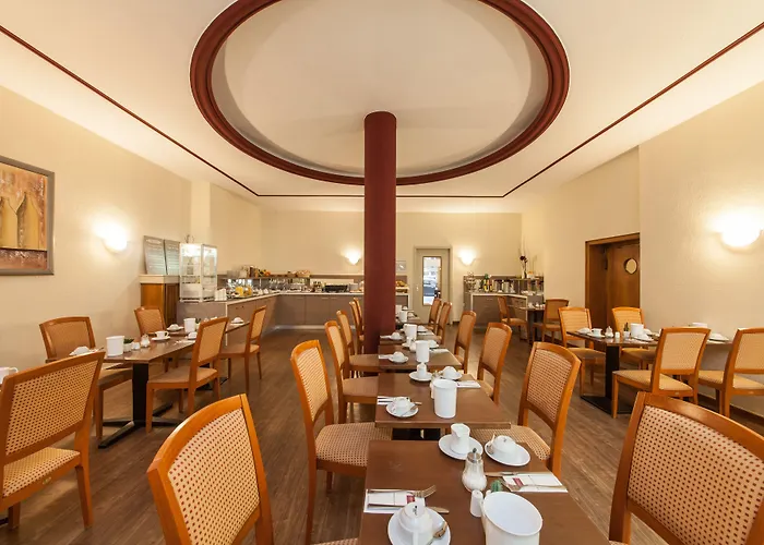 Palm Premium Hotel & Apartments