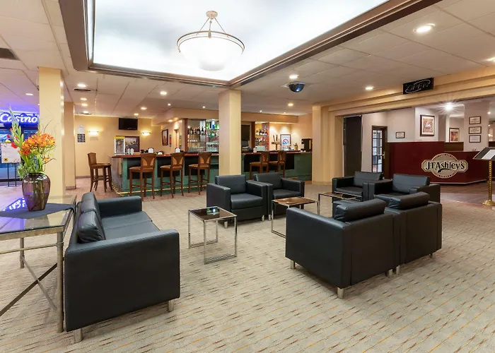 Ramada by Wyndham Reno Hotel&Casino