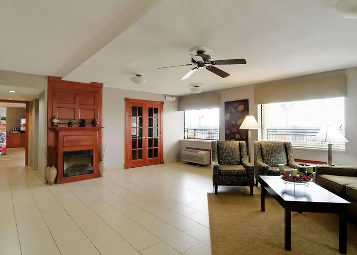 Quality Inn & Suites Clarksville