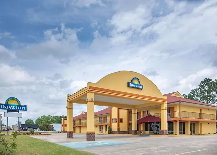 Days Inn By Wyndham Muscle Shoals