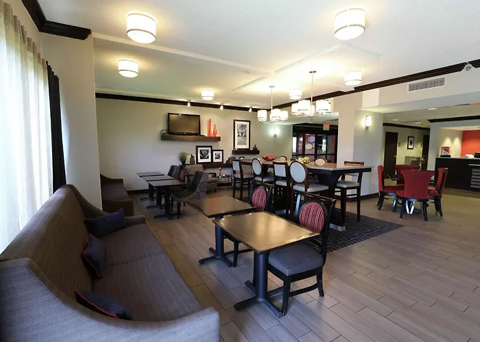 Hampton Inn Dyersburg