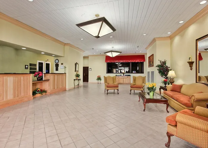 Ramada By Wyndham Wytheville