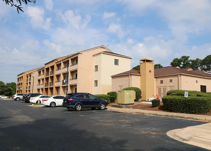 Baymont By Wyndham Columbia Northwest