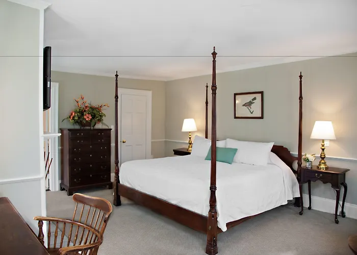 Concord'S Colonial Inn
