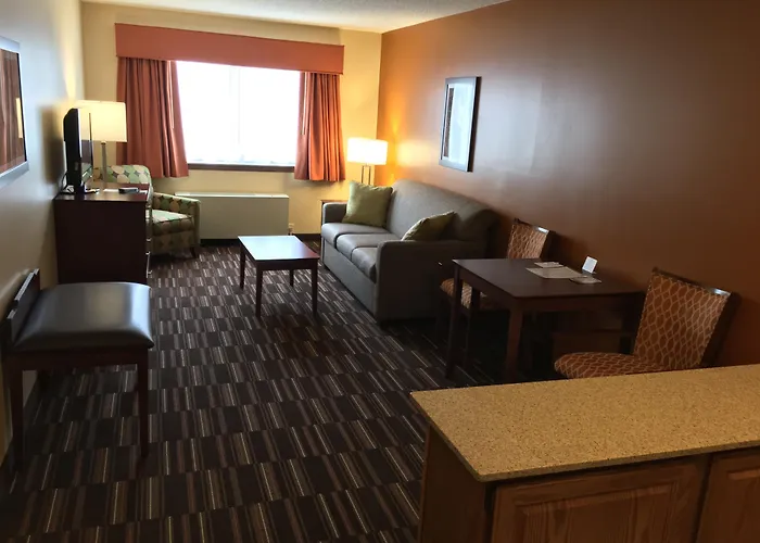 Best Western Falcon Plaza - Bowling Green