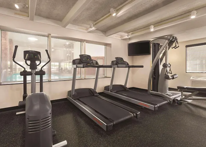 Country Inn & Suites By Radisson, Woodbury, Mn