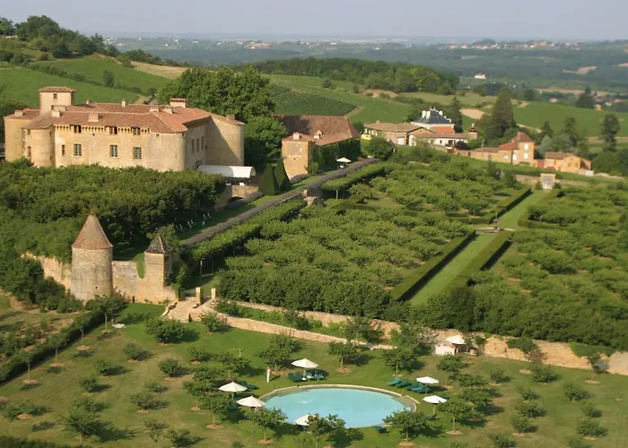 Chateau De Bagnols